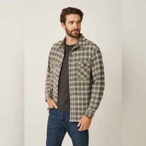 Woolrich Plaid Flannel Shirt Gray Cream Red Button Up Size M Workwear Casual